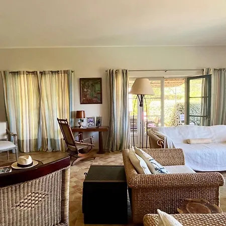 Style Colonial Villa Le Rayol-Canadel-sur-Mer